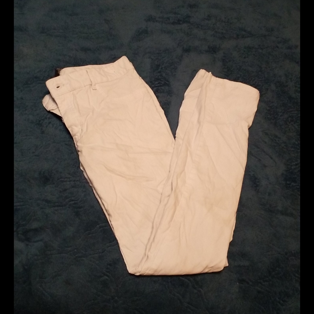 Size 7 white skinny
